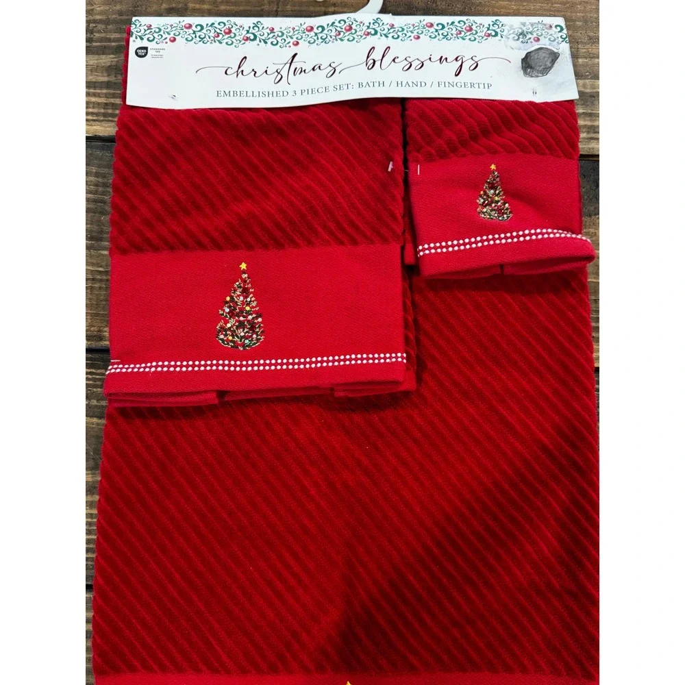 Christmas Blessings Towel Set Red 3 Piece Embellished Cotton Christmas Tree NIP